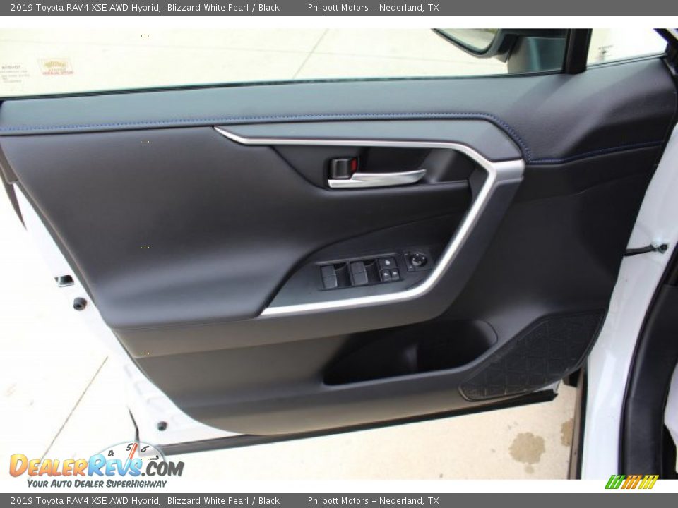 2019 Toyota RAV4 XSE AWD Hybrid Blizzard White Pearl / Black Photo #9