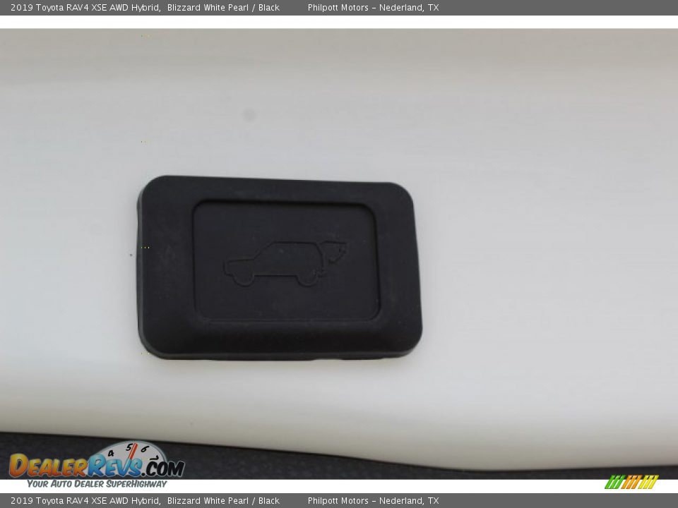 2019 Toyota RAV4 XSE AWD Hybrid Blizzard White Pearl / Black Photo #24