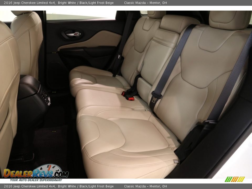 2016 Jeep Cherokee Limited 4x4 Bright White / Black/Light Frost Beige Photo #20
