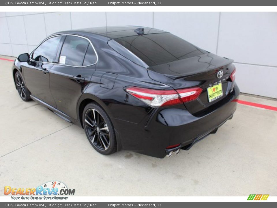 2019 Toyota Camry XSE Midnight Black Metallic / Red Photo #6