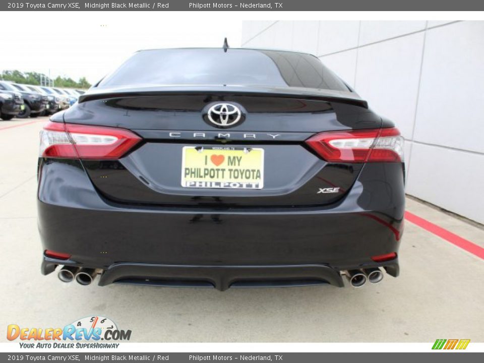 2019 Toyota Camry XSE Midnight Black Metallic / Red Photo #7
