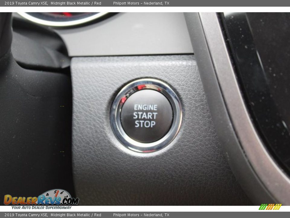 2019 Toyota Camry XSE Midnight Black Metallic / Red Photo #16