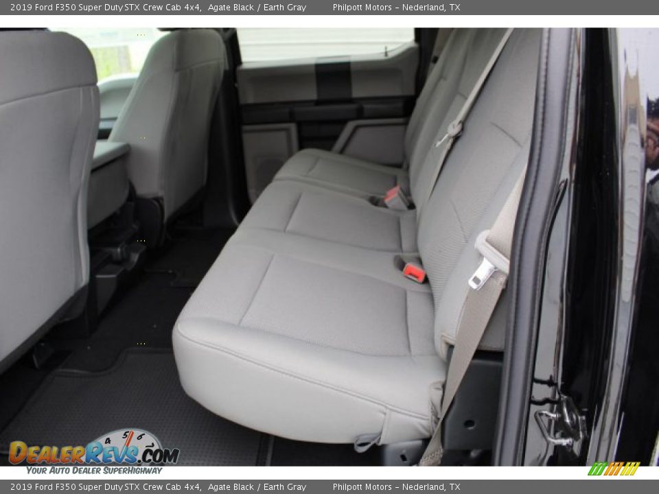 2019 Ford F350 Super Duty STX Crew Cab 4x4 Agate Black / Earth Gray Photo #18