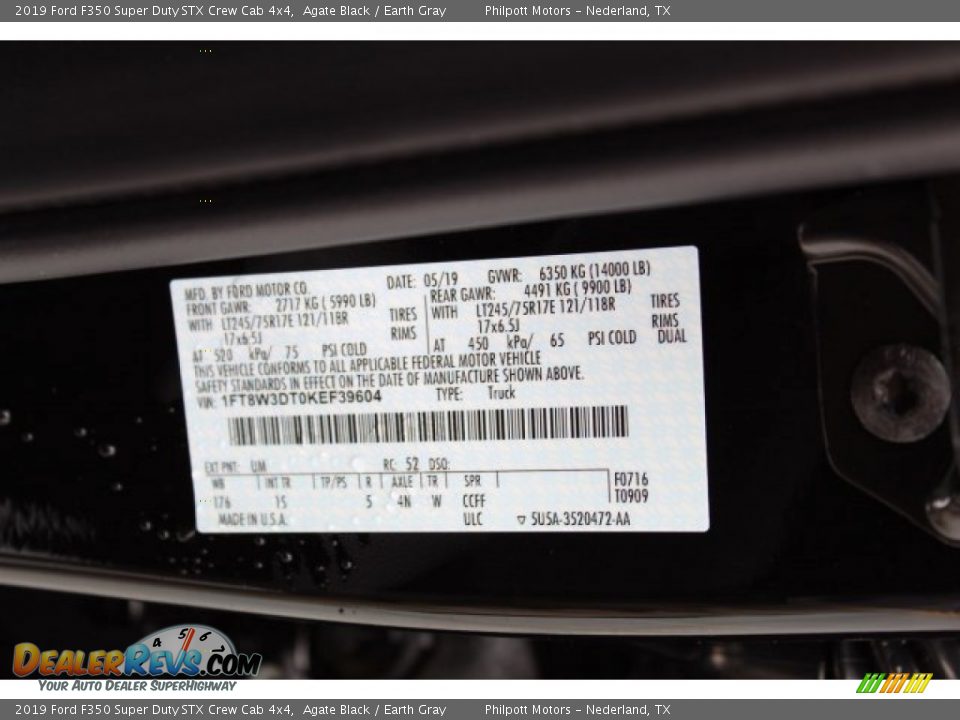 2019 Ford F350 Super Duty STX Crew Cab 4x4 Agate Black / Earth Gray Photo #22