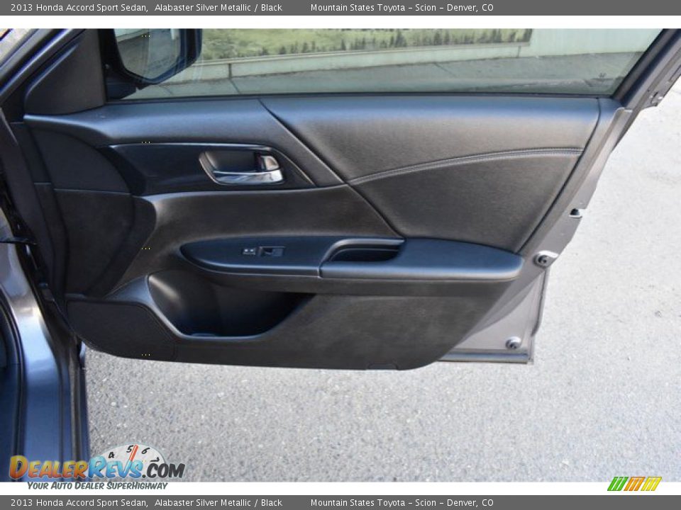 2013 Honda Accord Sport Sedan Alabaster Silver Metallic / Black Photo #25