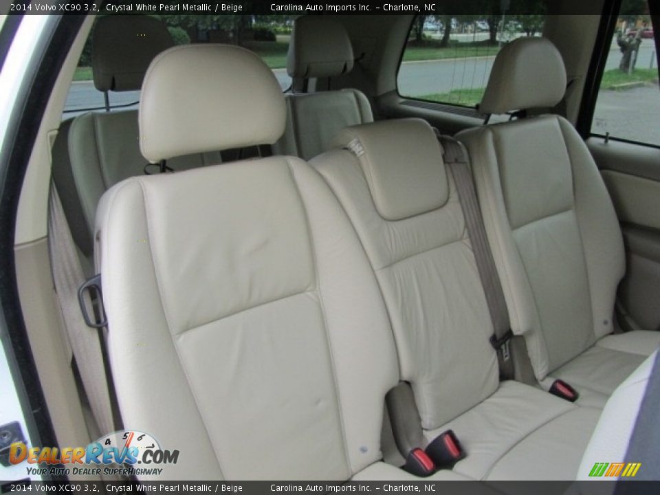 2014 Volvo XC90 3.2 Crystal White Pearl Metallic / Beige Photo #23