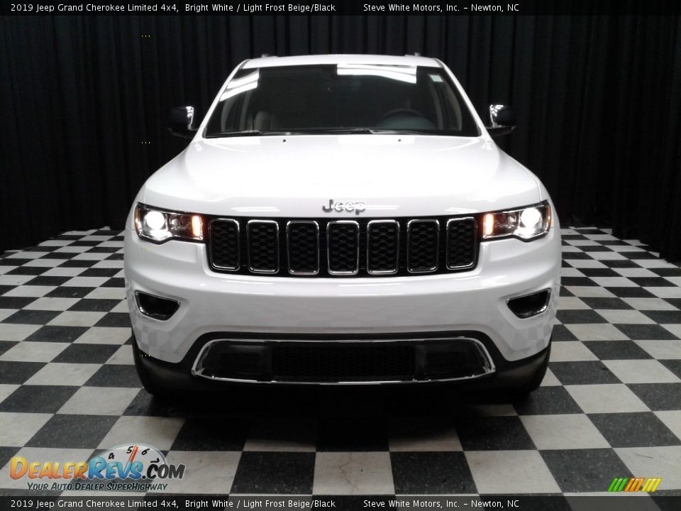 2019 Jeep Grand Cherokee Limited 4x4 Bright White / Light Frost Beige/Black Photo #3