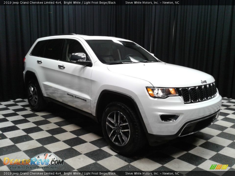 2019 Jeep Grand Cherokee Limited 4x4 Bright White / Light Frost Beige/Black Photo #4