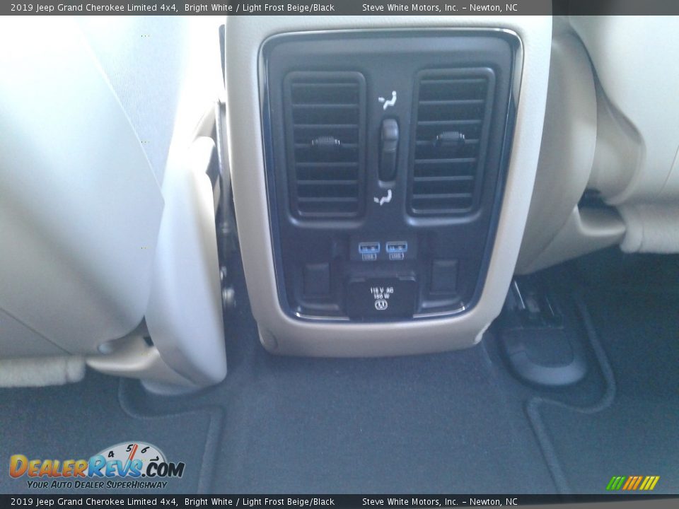 2019 Jeep Grand Cherokee Limited 4x4 Bright White / Light Frost Beige/Black Photo #15