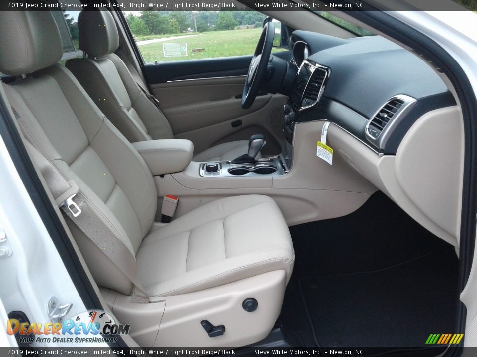 2019 Jeep Grand Cherokee Limited 4x4 Bright White / Light Frost Beige/Black Photo #17
