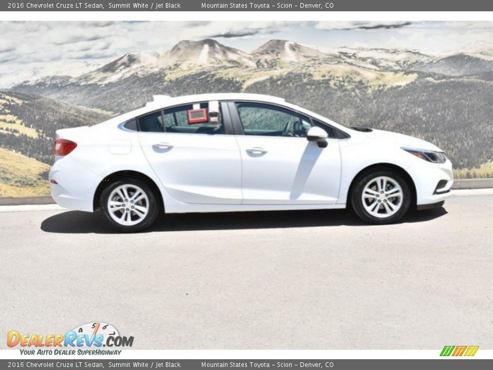 2016 Chevrolet Cruze LT Sedan Summit White / Jet Black Photo #2