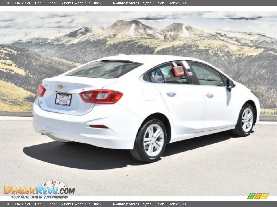 2016 Chevrolet Cruze LT Sedan Summit White / Jet Black Photo #3