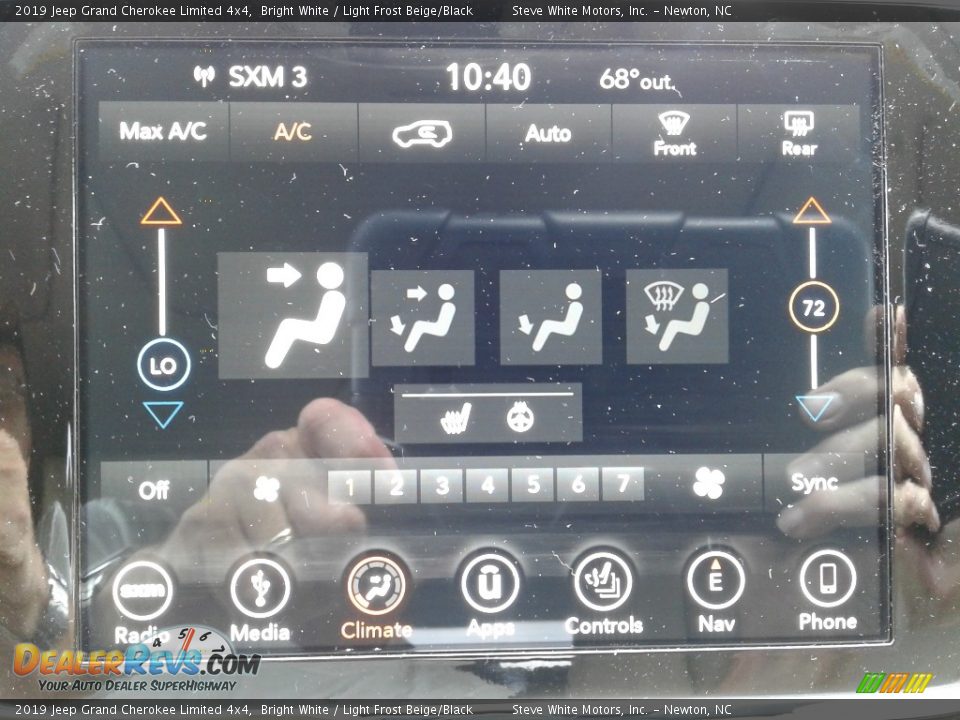 2019 Jeep Grand Cherokee Limited 4x4 Bright White / Light Frost Beige/Black Photo #26