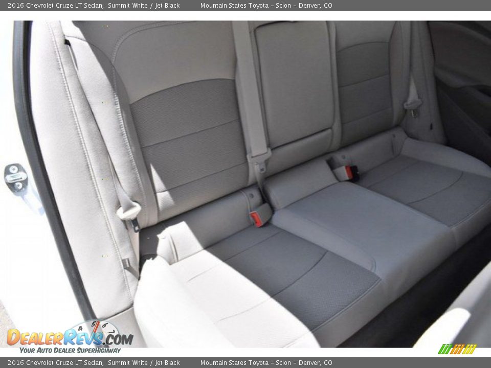 2016 Chevrolet Cruze LT Sedan Summit White / Jet Black Photo #22