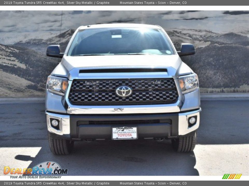 2019 Toyota Tundra SR5 CrewMax 4x4 Silver Sky Metallic / Graphite Photo #2