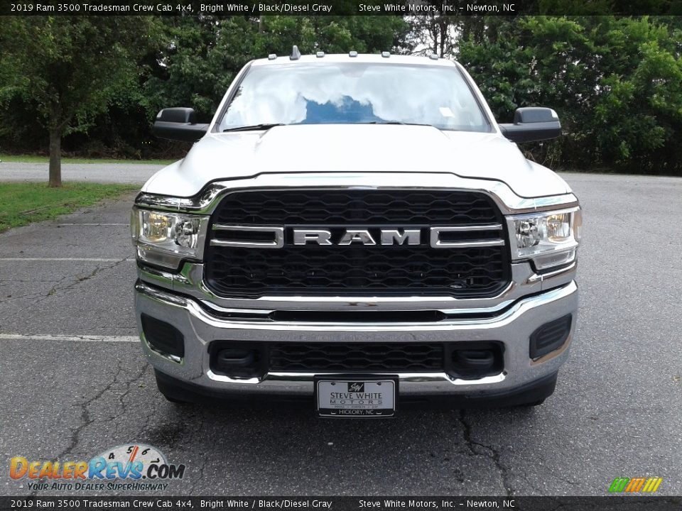 2019 Ram 3500 Tradesman Crew Cab 4x4 Bright White / Black/Diesel Gray Photo #3