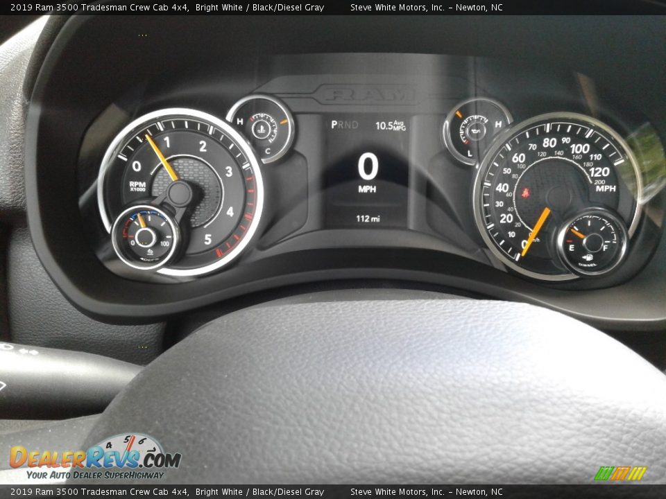 2019 Ram 3500 Tradesman Crew Cab 4x4 Bright White / Black/Diesel Gray Photo #17