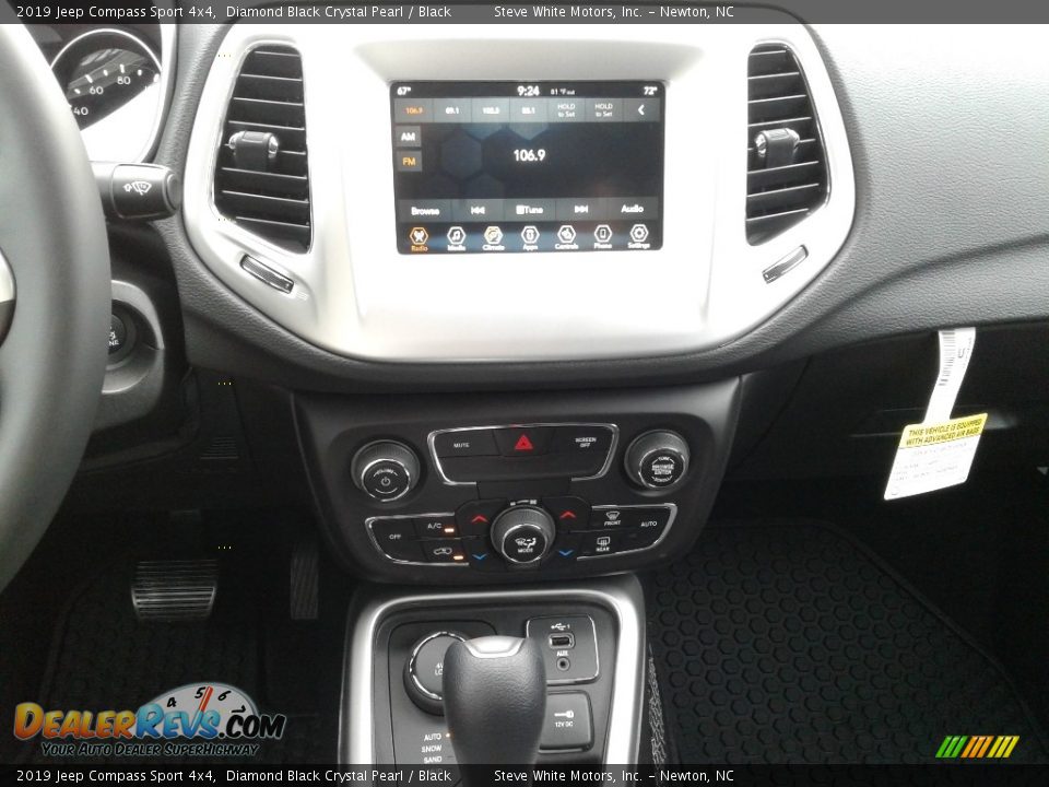 2019 Jeep Compass Sport 4x4 Diamond Black Crystal Pearl / Black Photo #20