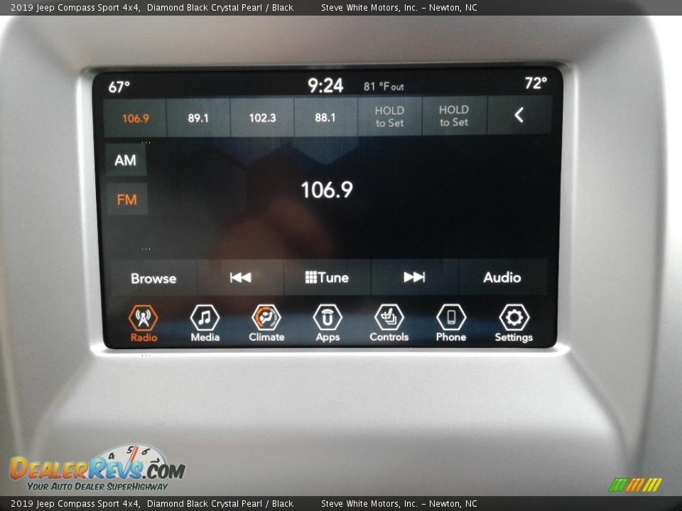 2019 Jeep Compass Sport 4x4 Diamond Black Crystal Pearl / Black Photo #21