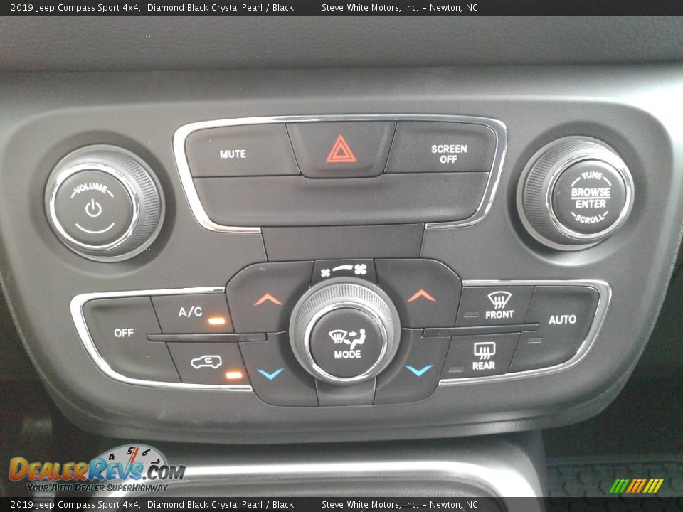 2019 Jeep Compass Sport 4x4 Diamond Black Crystal Pearl / Black Photo #26