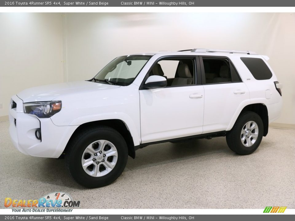 2016 Toyota 4Runner SR5 4x4 Super White / Sand Beige Photo #3