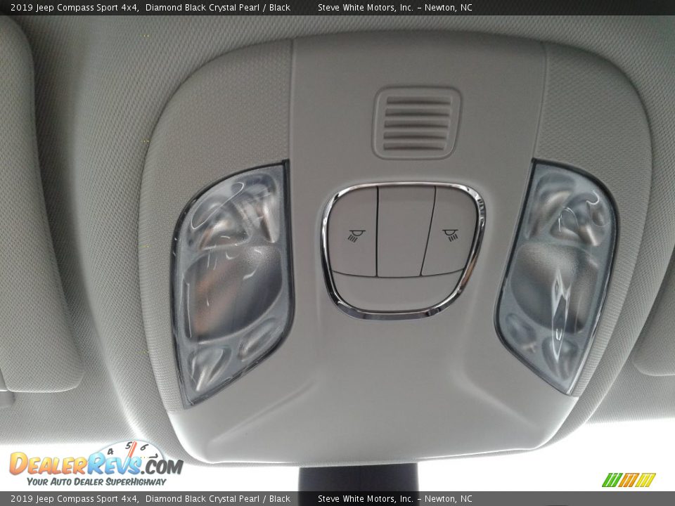 2019 Jeep Compass Sport 4x4 Diamond Black Crystal Pearl / Black Photo #29