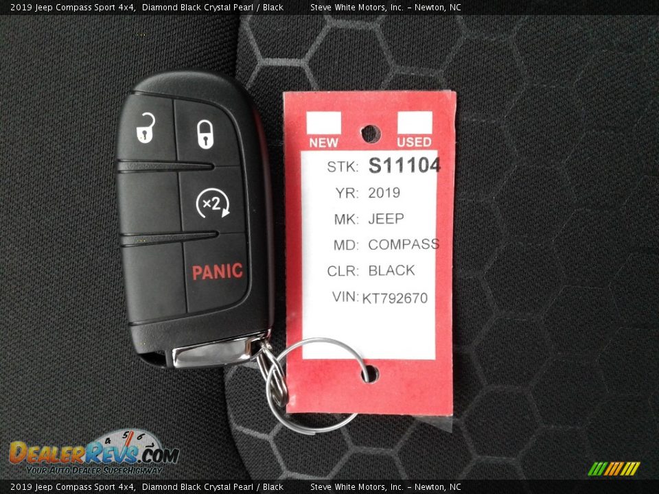 2019 Jeep Compass Sport 4x4 Diamond Black Crystal Pearl / Black Photo #31