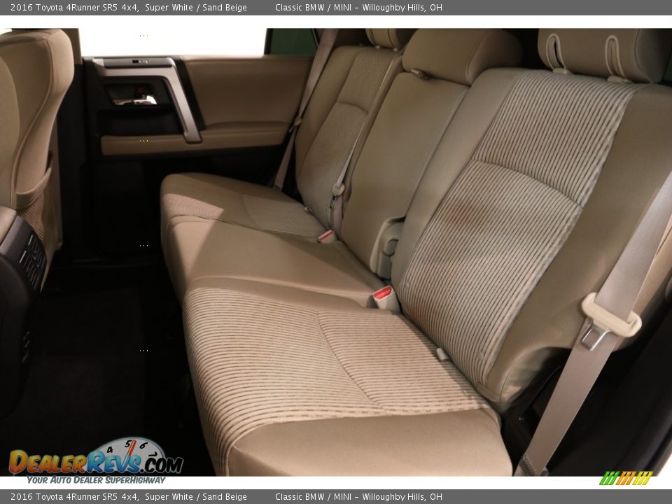 2016 Toyota 4Runner SR5 4x4 Super White / Sand Beige Photo #17