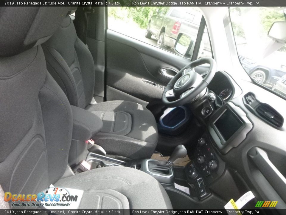 2019 Jeep Renegade Latitude 4x4 Granite Crystal Metallic / Black Photo #10