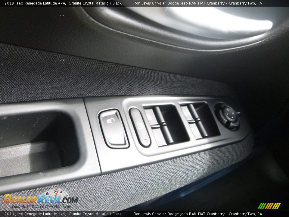 2019 Jeep Renegade Latitude 4x4 Granite Crystal Metallic / Black Photo #20