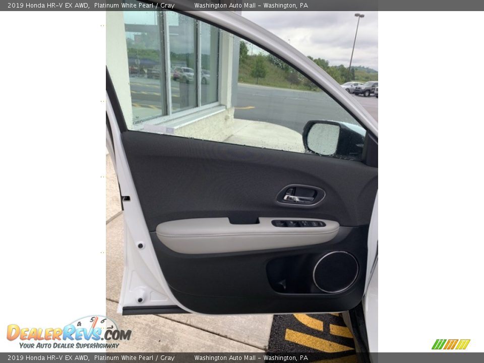 2019 Honda HR-V EX AWD Platinum White Pearl / Gray Photo #10