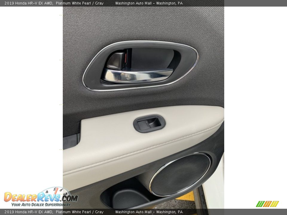 2019 Honda HR-V EX AWD Platinum White Pearl / Gray Photo #17