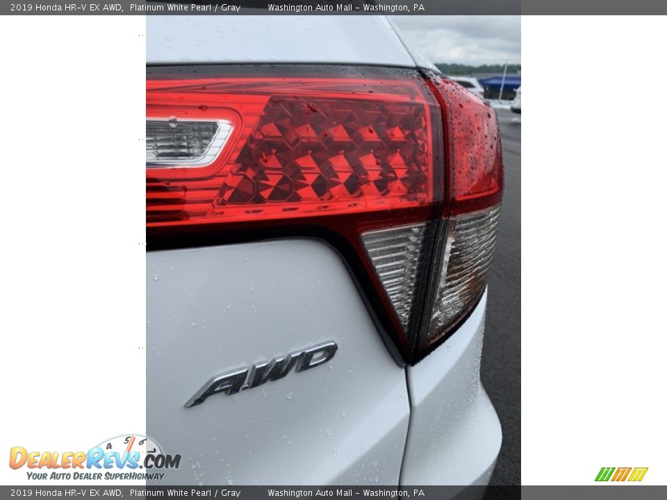 2019 Honda HR-V EX AWD Platinum White Pearl / Gray Photo #22
