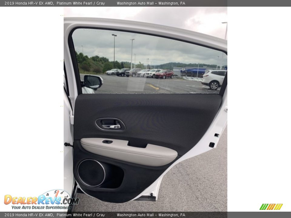 2019 Honda HR-V EX AWD Platinum White Pearl / Gray Photo #23