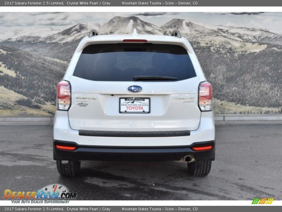 2017 Subaru Forester 2.5i Limited Crystal White Pearl / Gray Photo #8