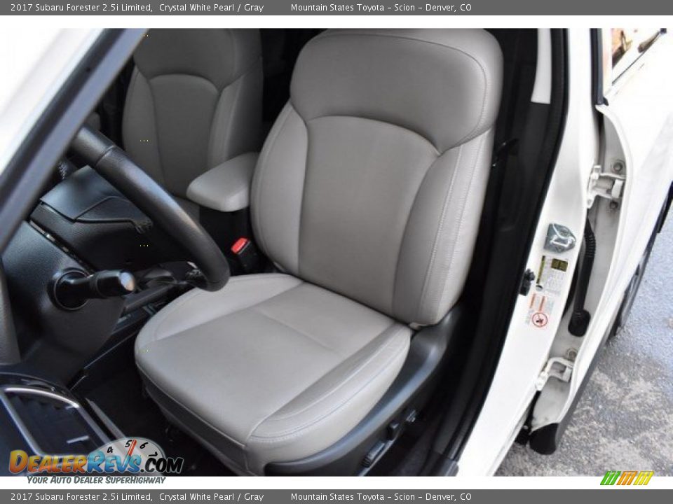 2017 Subaru Forester 2.5i Limited Crystal White Pearl / Gray Photo #12