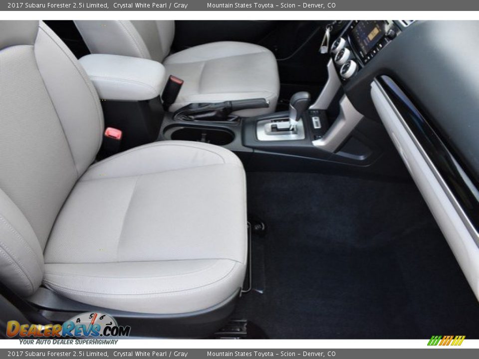 2017 Subaru Forester 2.5i Limited Crystal White Pearl / Gray Photo #18