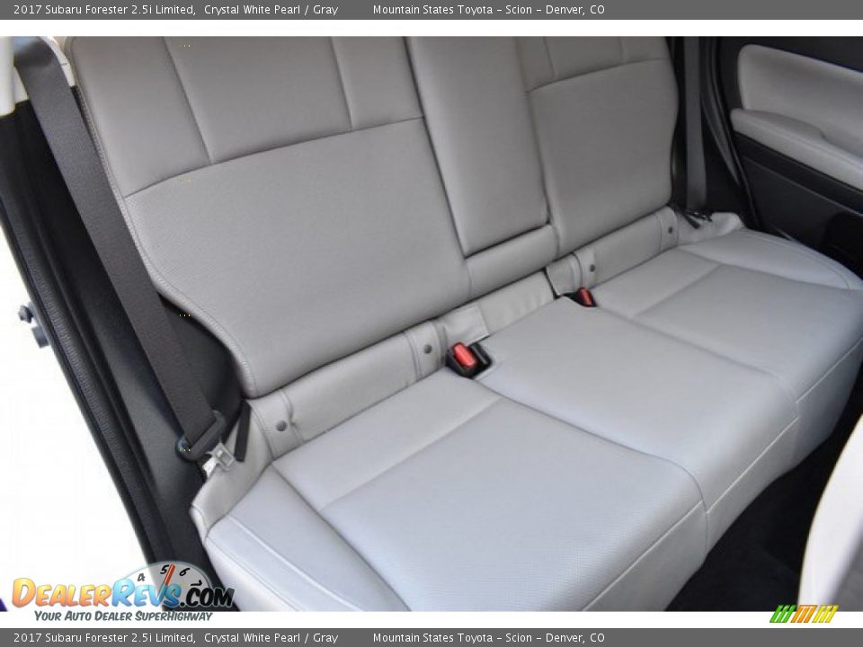2017 Subaru Forester 2.5i Limited Crystal White Pearl / Gray Photo #23