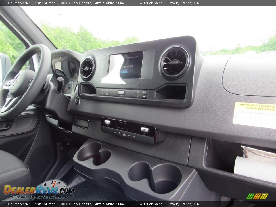 Controls of 2019 Mercedes-Benz Sprinter 3500XD Cab Chassis Photo #15