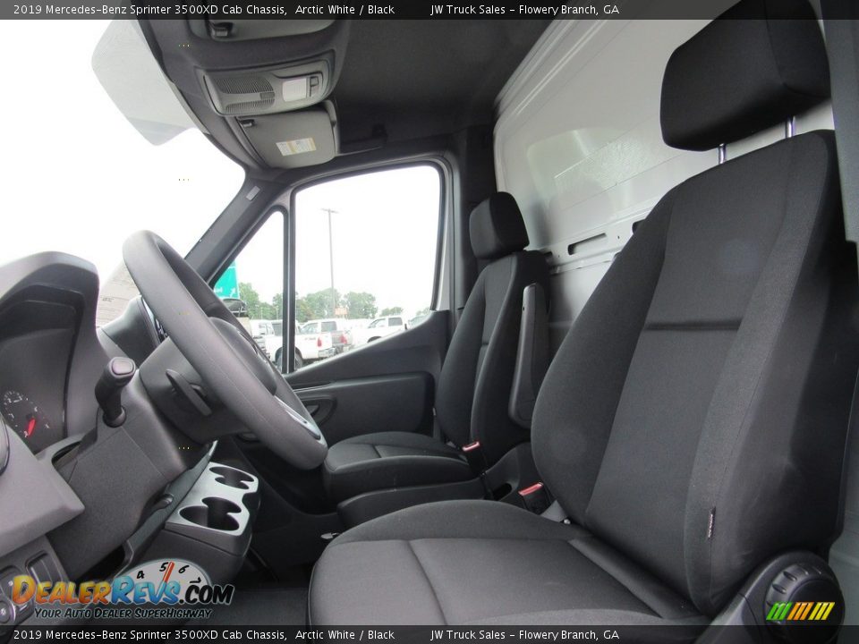 Front Seat of 2019 Mercedes-Benz Sprinter 3500XD Cab Chassis Photo #16