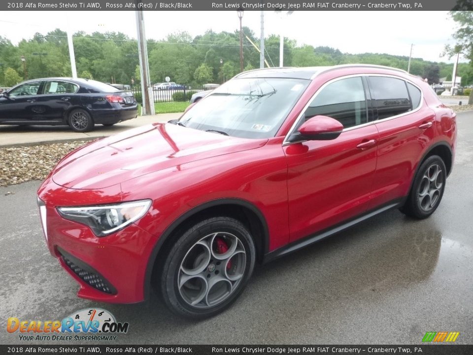 2018 Alfa Romeo Stelvio Ti AWD Rosso Alfa (Red) / Black/Black Photo #5