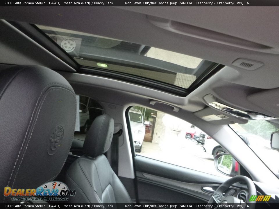 2018 Alfa Romeo Stelvio Ti AWD Rosso Alfa (Red) / Black/Black Photo #13