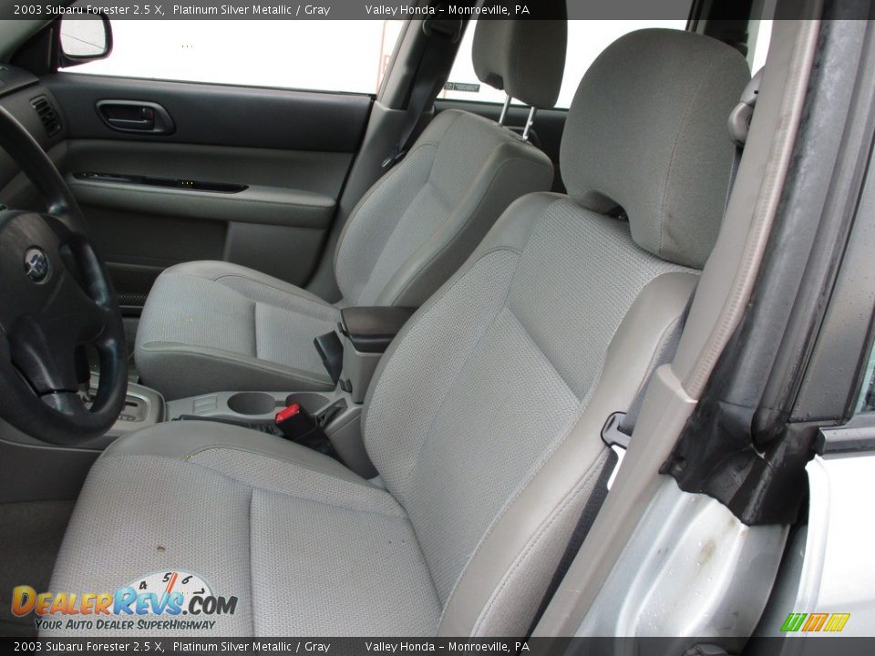 2003 Subaru Forester 2.5 X Platinum Silver Metallic / Gray Photo #10