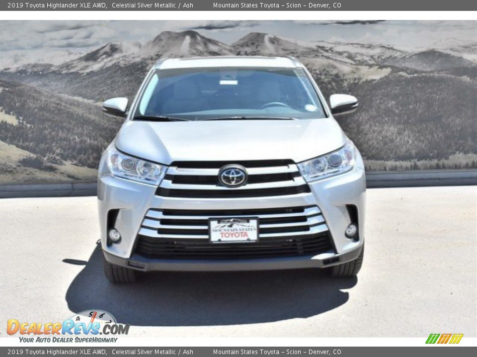 2019 Toyota Highlander XLE AWD Celestial Silver Metallic / Ash Photo #2