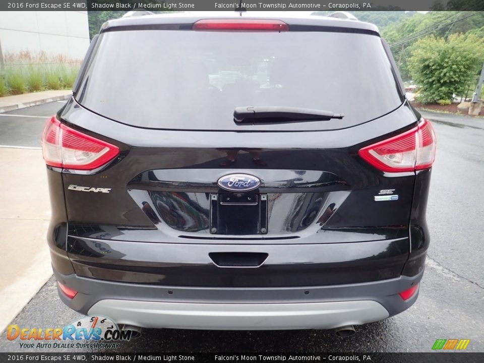 2016 Ford Escape SE 4WD Shadow Black / Medium Light Stone Photo #3