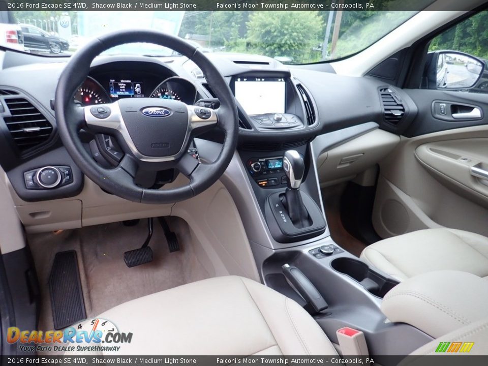 2016 Ford Escape SE 4WD Shadow Black / Medium Light Stone Photo #17