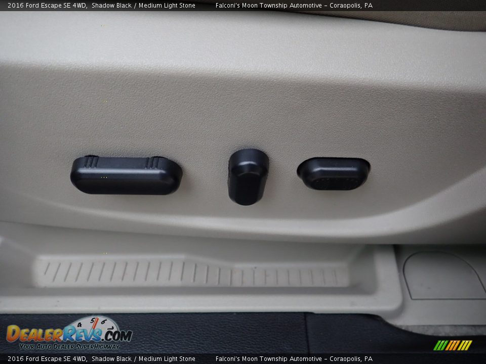 2016 Ford Escape SE 4WD Shadow Black / Medium Light Stone Photo #19