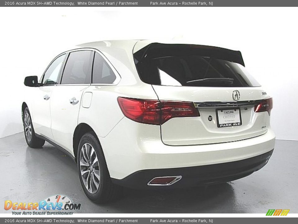 2016 Acura MDX SH-AWD Technology White Diamond Pearl / Parchment Photo #3