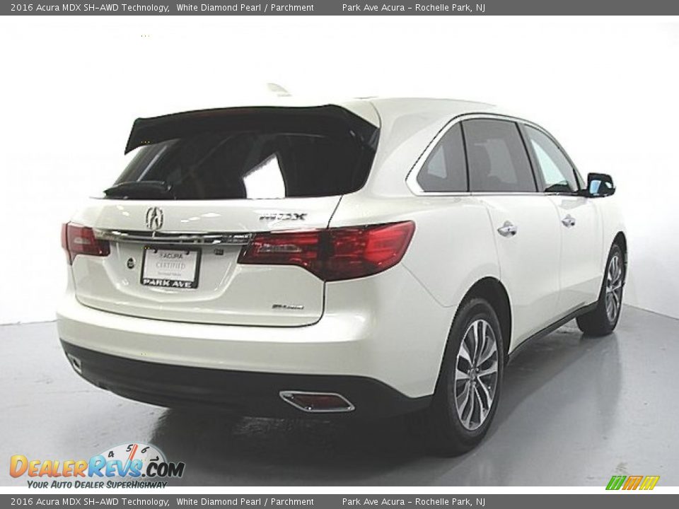 2016 Acura MDX SH-AWD Technology White Diamond Pearl / Parchment Photo #5
