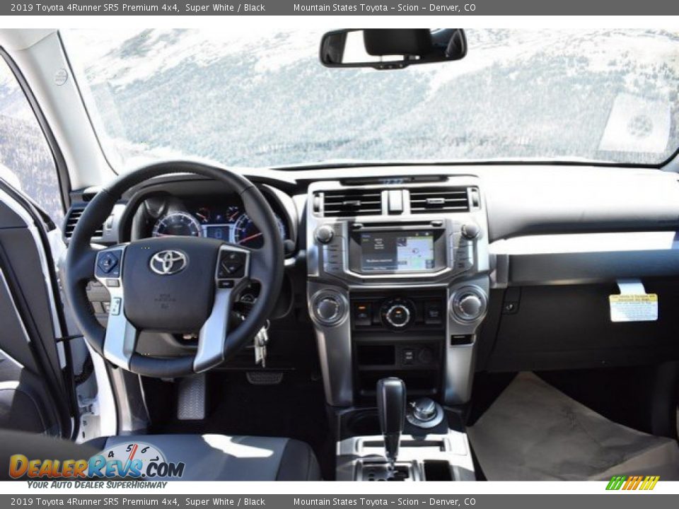 2019 Toyota 4Runner SR5 Premium 4x4 Super White / Black Photo #7
